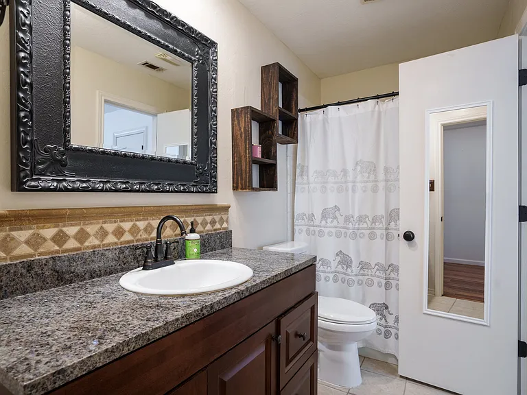 6423 Redpine Rd — Photo 15