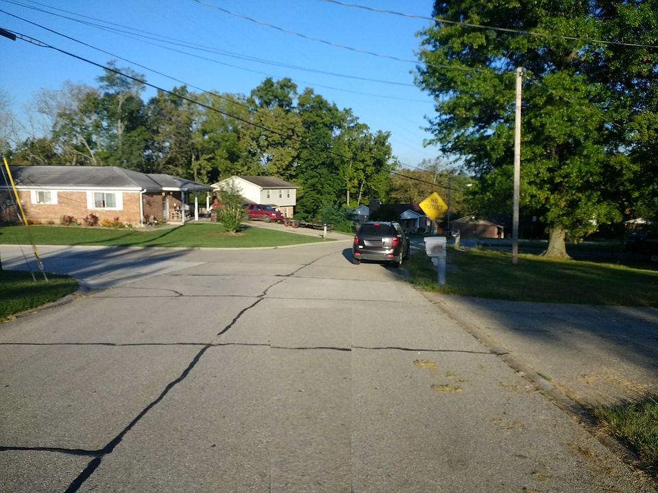 2nd image of 98 Sylvan Dr