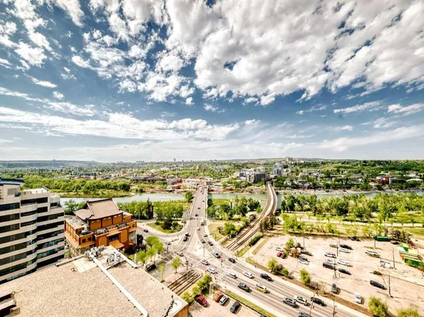 920 S 5th Ave SW #2101, Calgary, AB T2P 5P6