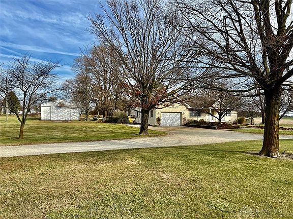 4th image of 1517 State Road 47 E