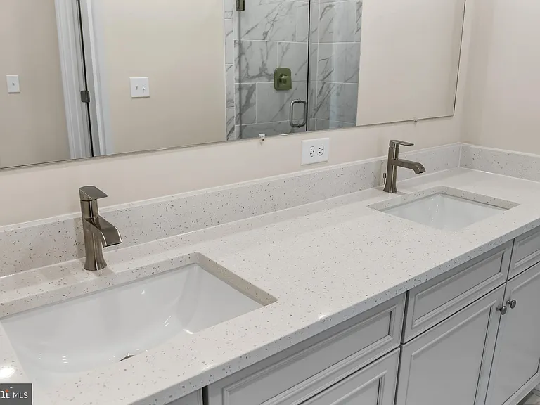 1705 Water Crossing Rd — Photo 22