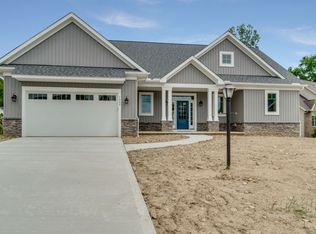 7989 Summersweet Trl, Northfield, OH 44067