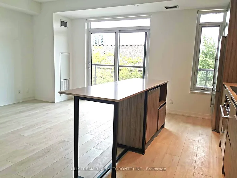 8 Beverley Glen Blvd #C313 — Photo 7