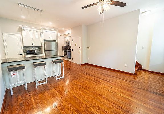 4th image of 416 Hancock St APT 3