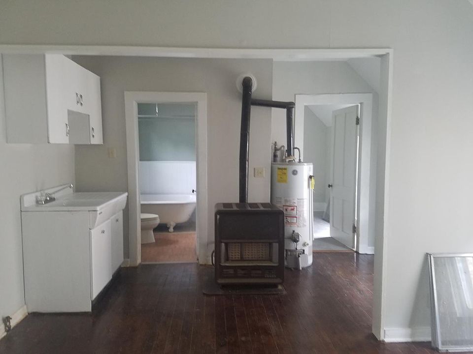 living /kitchen