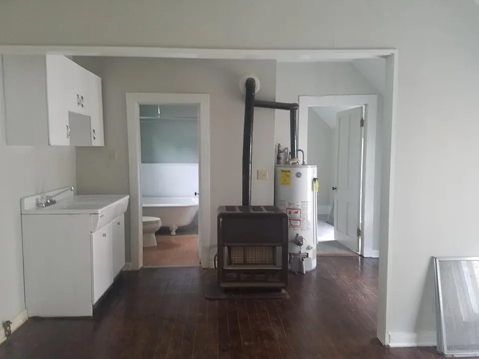 living /kitchen