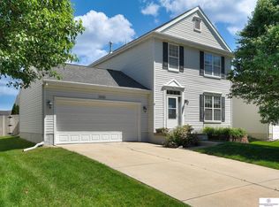 16322 Miami St, Omaha, NE 68116