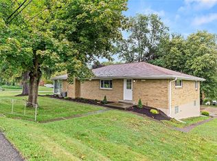 1015 Thorn Run Rd, Coraopolis, PA 15108