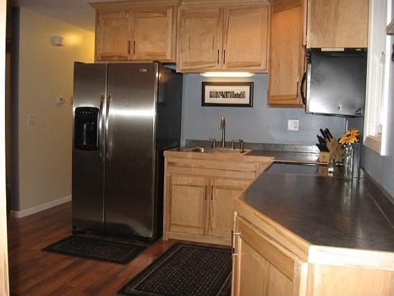 3rd image of 2007 Parkfield Dr