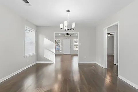 2053 Waverly Ave — Photo 6