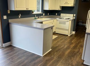 1849 E Broomfield Rd, Mount Pleasant, MI 48858