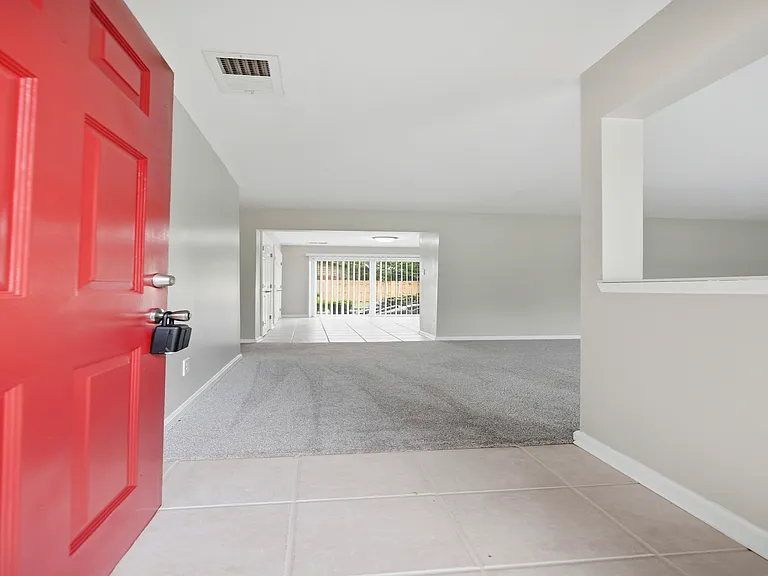 3312 Fields Ct — Photo 3