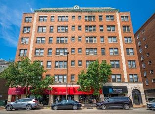 617 Grove St, Evanston, IL 60201
