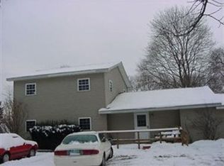 4313 E Center St, Conneaut, OH 44030