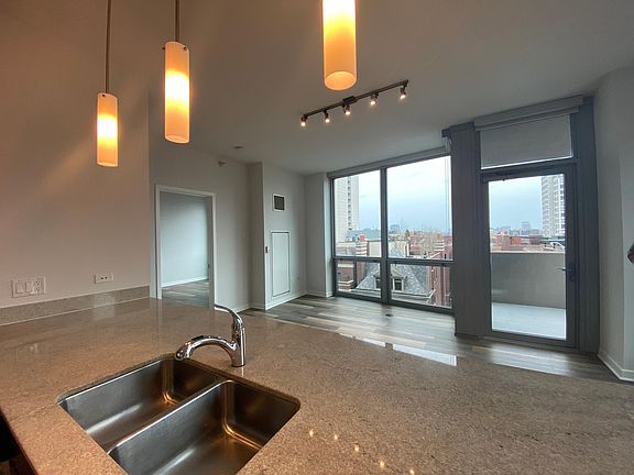 3rd image of 440 W Ontario St #1602