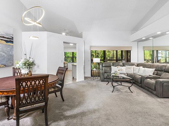 3rd image of 2603 Aspen Way #2603