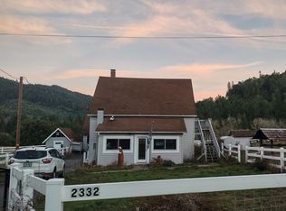 2332 Quines Creek Rd, Azalea, OR 97410