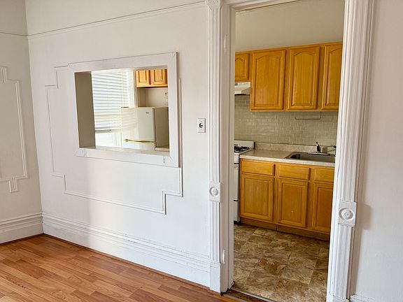 2nd image of 149 7th Ave Floor 3