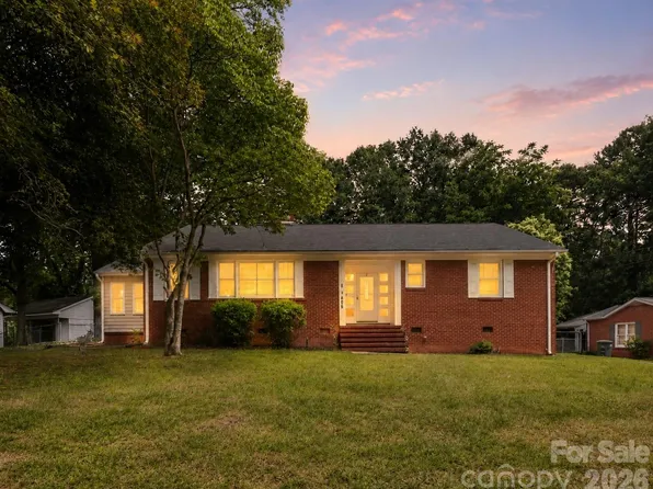 408 Elizabeth St, Gastonia, NC 28054
