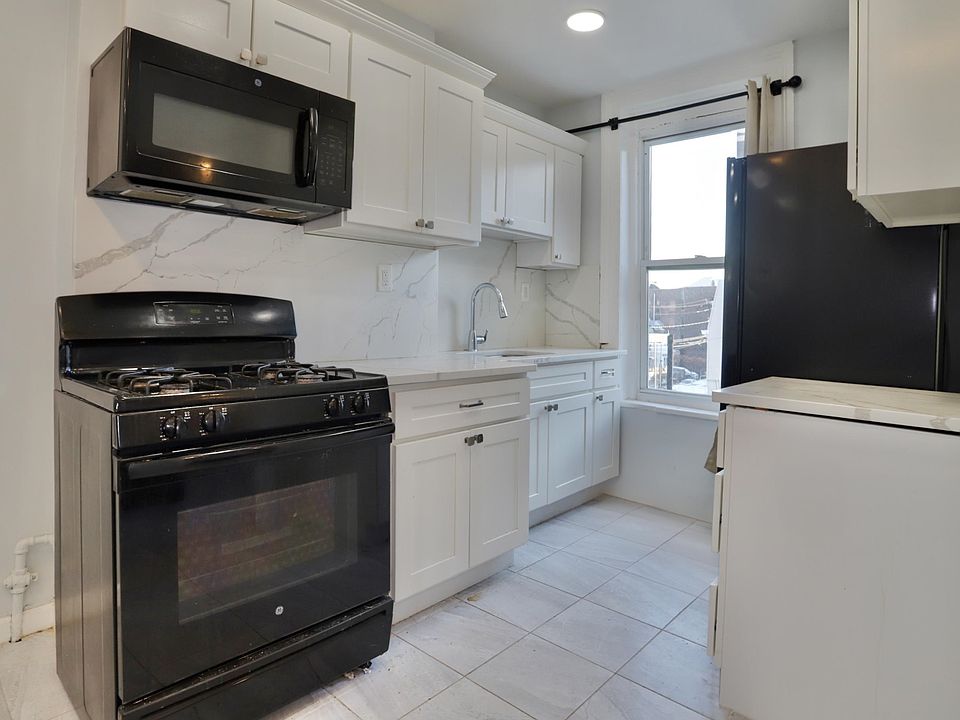 1st image of 730 Bergen Ave