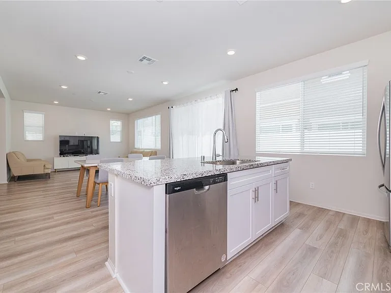 40277 Birchfield Dr — Photo 12