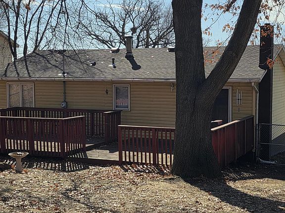 5th image of 1512 Point Douglas Rd S