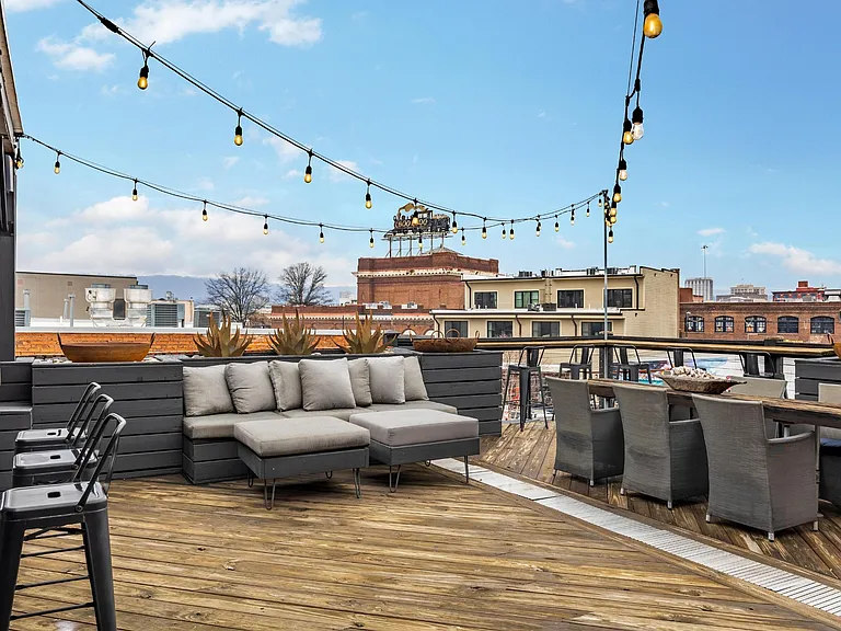 55 E Main St #304 — Photo 39