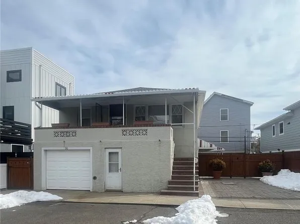 50 Arizona Ave, Long Beach, NY 11561