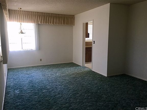 5th image of 1904 S Grandridge Ave