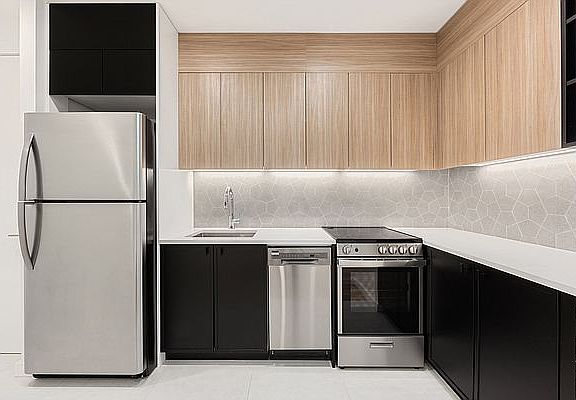 3rd image of 567 Ocean Pkwy #4AA
