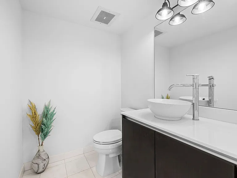 665 NE 25th St #1801A — Photo 20