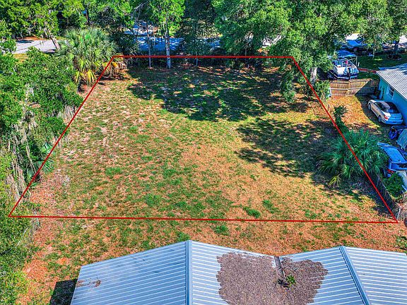 3rd image of 118 Unicorn Rd