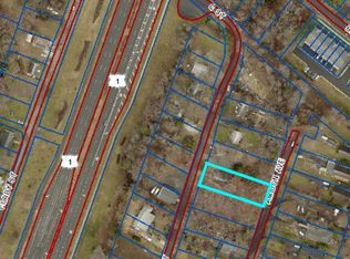 18513 Triangle St, Triangle, VA 22172