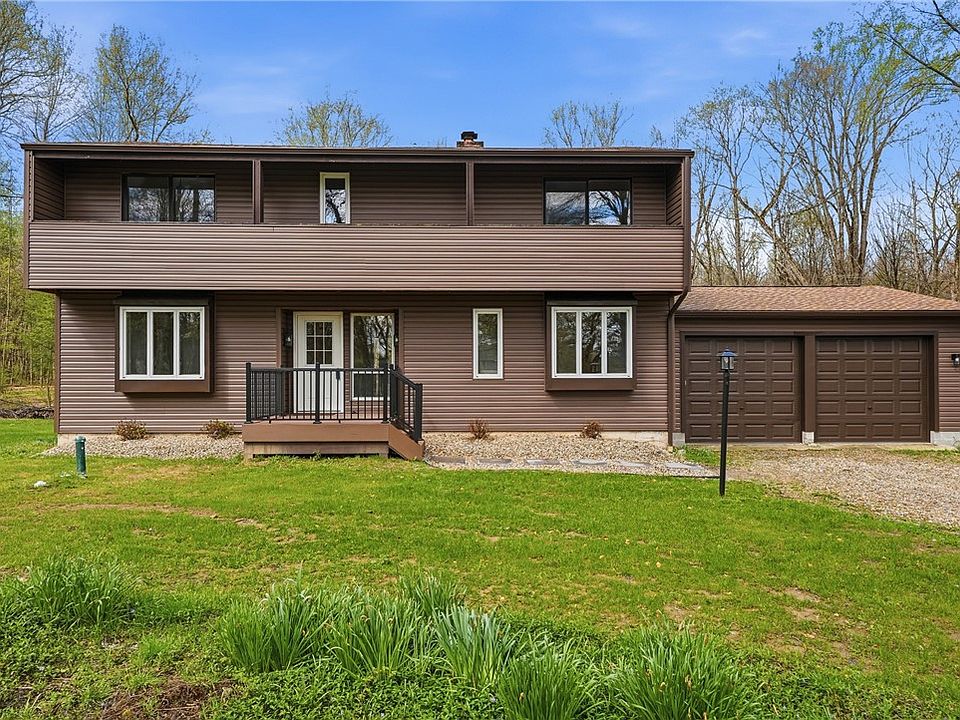 1st image of 263 Pearson Dr