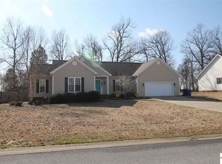 8220 Tarpan Trl, West Paducah, KY 42086