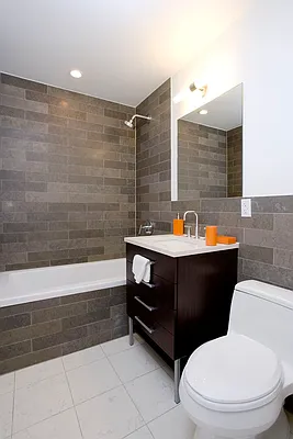 Sold by Modern Spaces | media 8