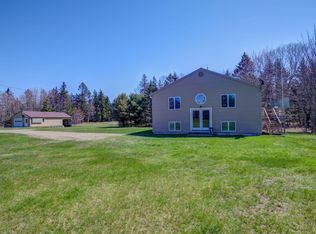 11 Wilder Dr, New Harbor, ME 04554