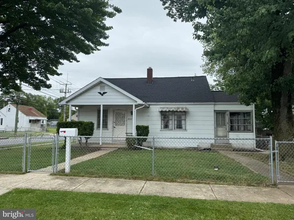 835 Martin Rd, Baltimore, MD 21221
