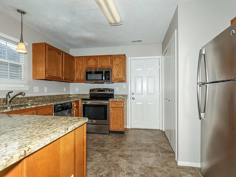 5134 Sandy Forge Dr — Photo 8