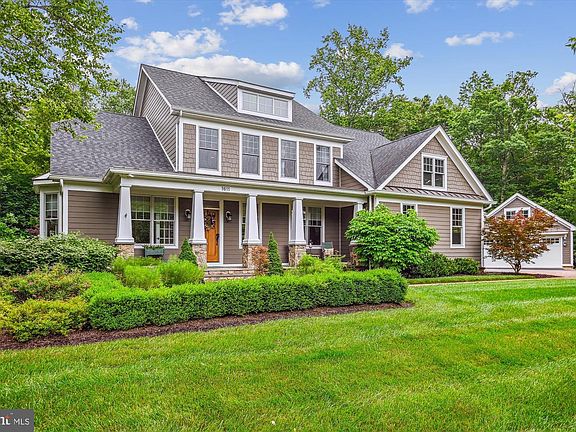 3rd image of 1611 Misty Manor Way
