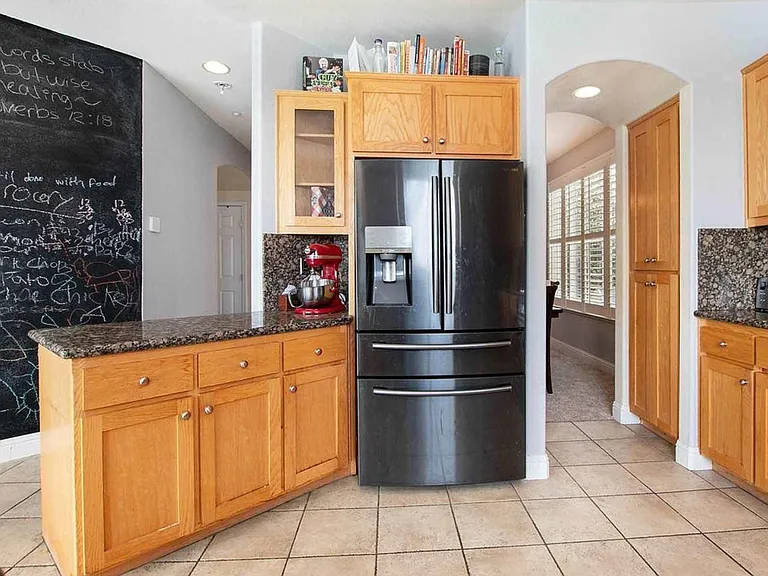 2380 Fernwood Ln — Photo 8