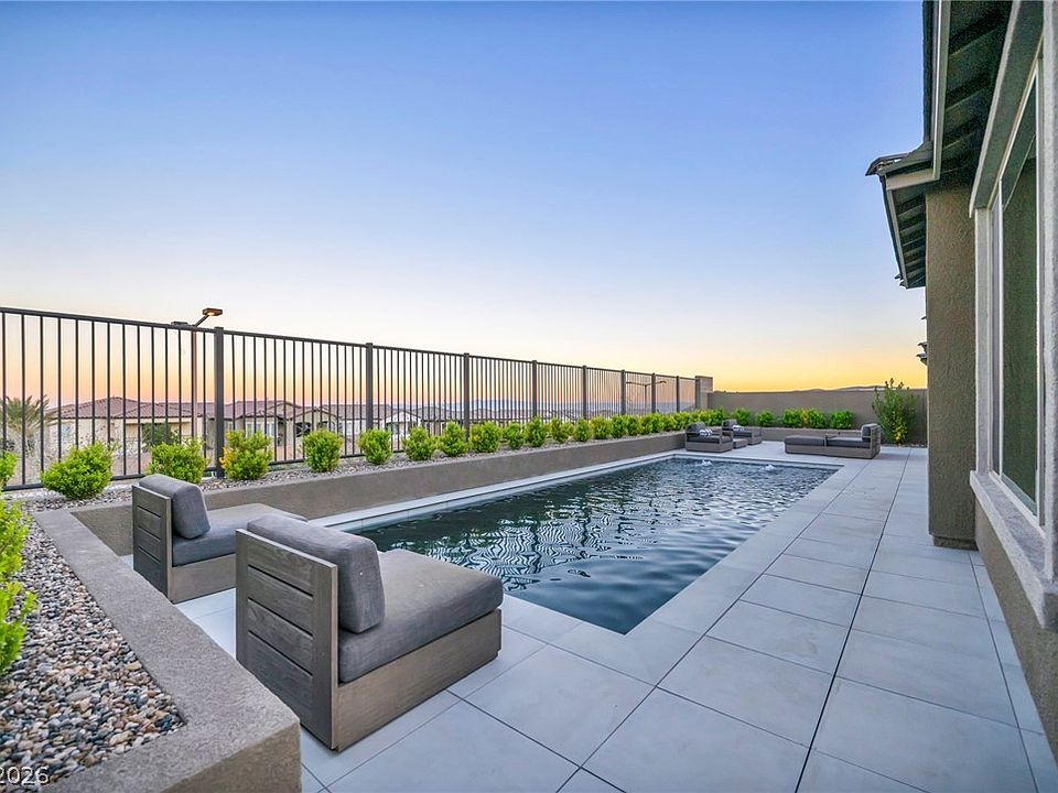 1st image of 132 Springbough Ln