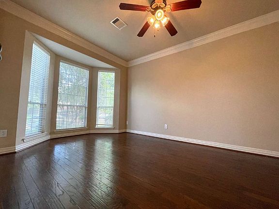 4th image of 11902 Cedar Creek Dr