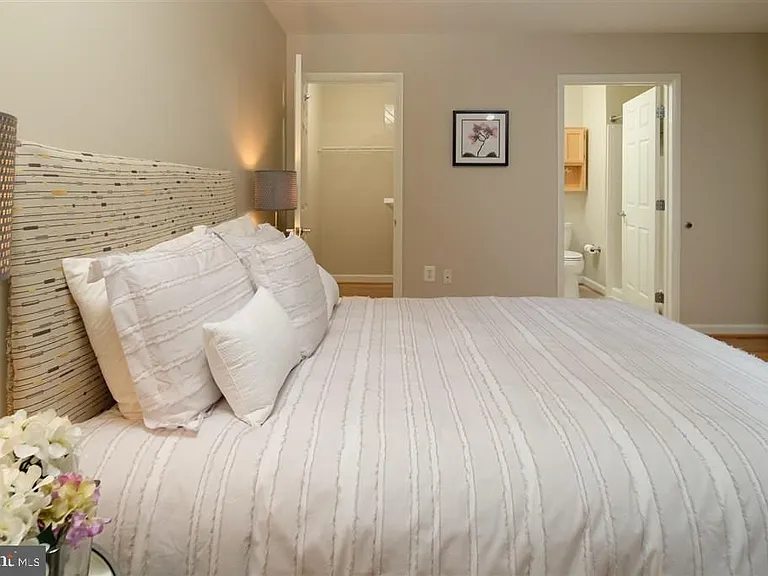 1308 Clifton St NW #217 — Photo 29