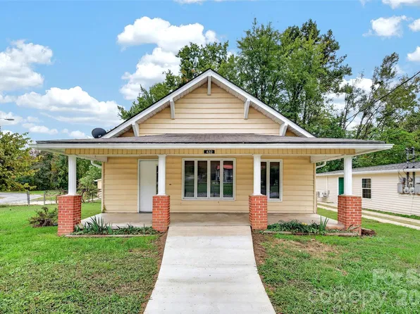 432 & 422 E Main St, Old Fort, NC 28762