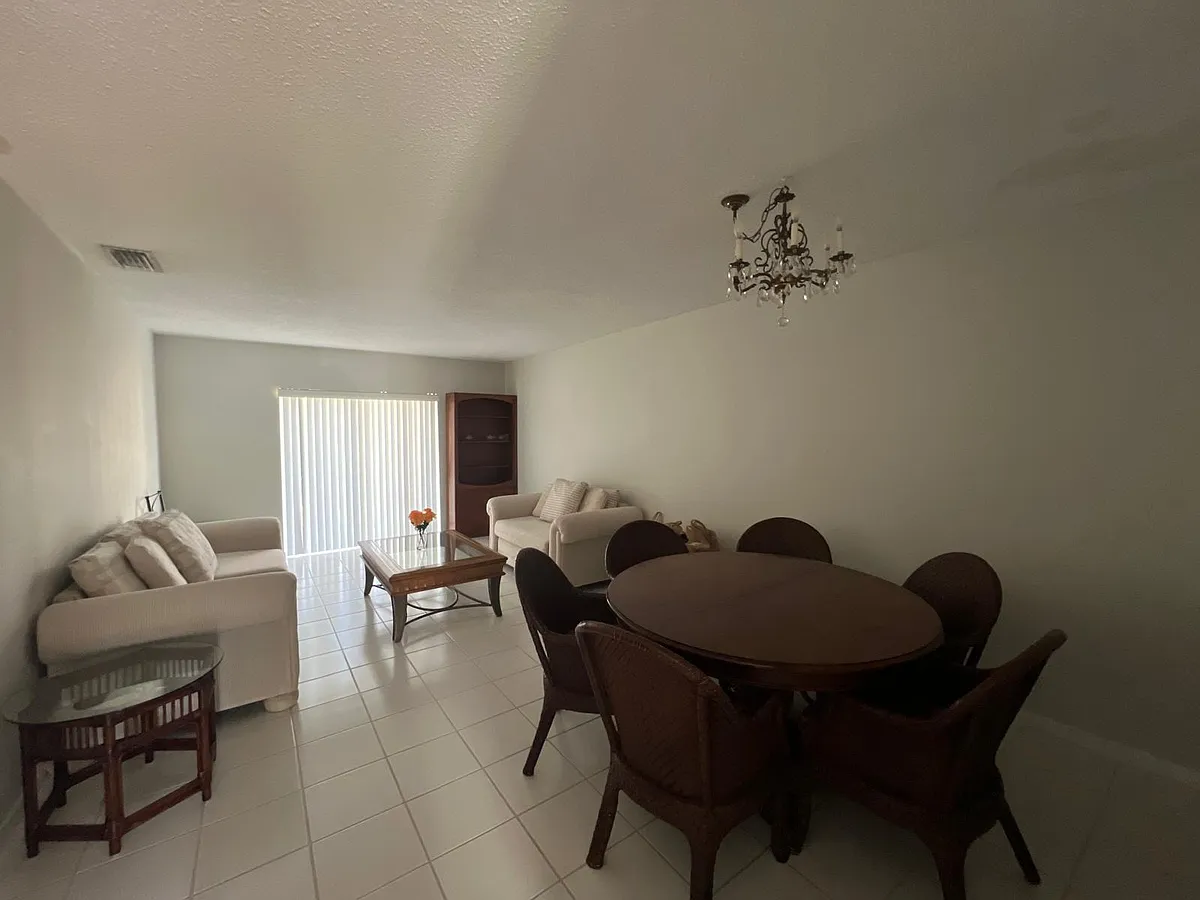Building Photo - 8673 Boca Dr