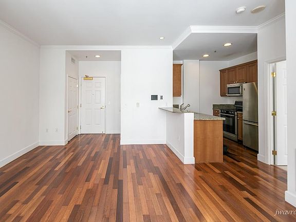 5th image of 201 Sansome St Unit 805