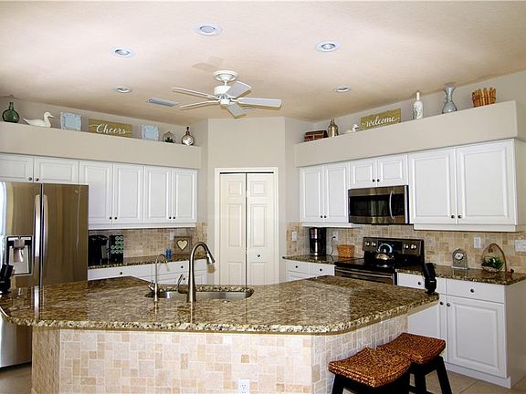 5th image of 2150 Sonoma Dr