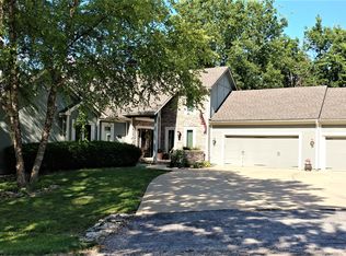 16572 149th Ct, Bonner Springs, KS 66012