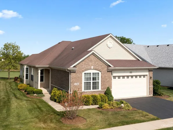 2732 Northmoor Dr, Naperville, IL 60564